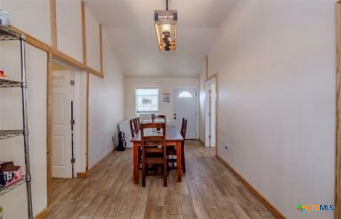 231 N State Highway 95