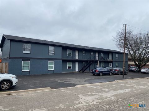 Photo of 511 N Gilmer Street, Killeen, TX 76541 (MLS # 604475)