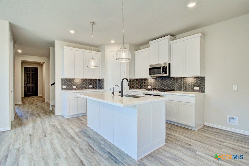 Photo of 1822 Pining Street ST, New Braunfels, TX 78132 (MLS # 601488)