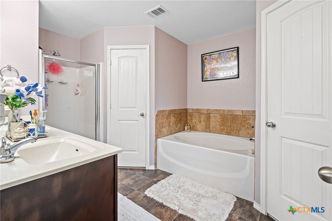 5206 Imperial Eagle Drive