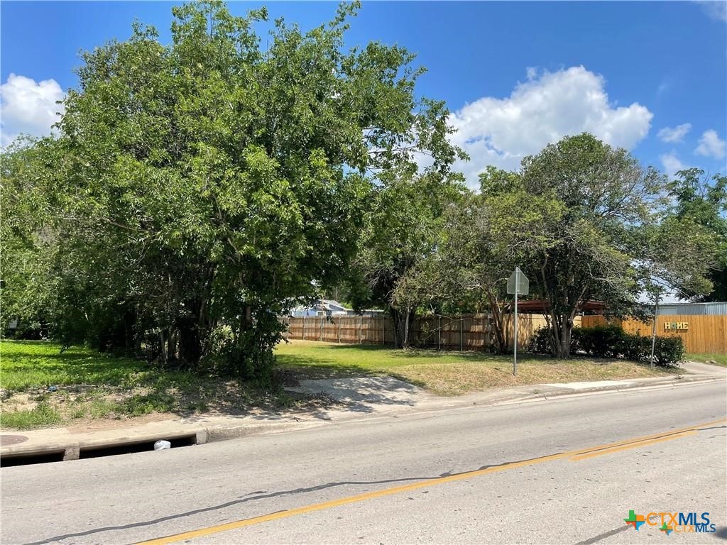 1006 N Guadalupe Street