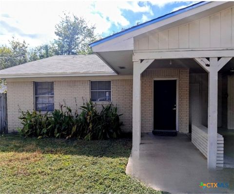 Photo of 1409 Paseo Del Oro, Temple, TX 76502 (MLS # 606406)