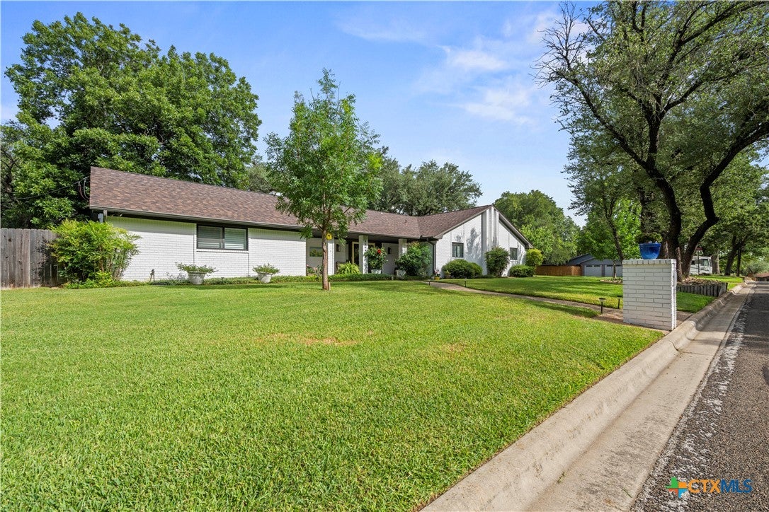 2200 Antelope Trail