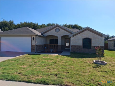 Photo of 9610 Taylor Renee Drive, Killeen, TX 76542 (MLS # 621896)
