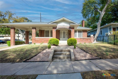 Photo of 3200 Harris Park Avenue, Austin, TX 78705 (MLS # 625825)