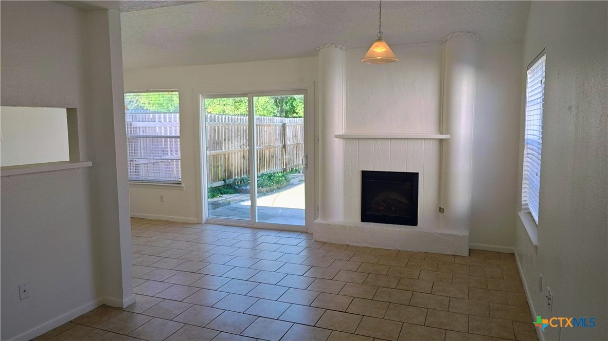 1201 Royal Crest Drive