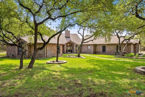 Photo of 1071 Fieldstone Dr, New Braunfels, TX 78132 (MLS # 595560)