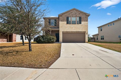 Photo of 688 Community Drive, New Braunfels, TX 78132 (MLS # 606135)