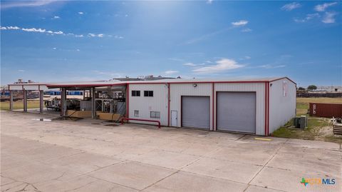 47 Blue Quail Court Victoria TX 77905