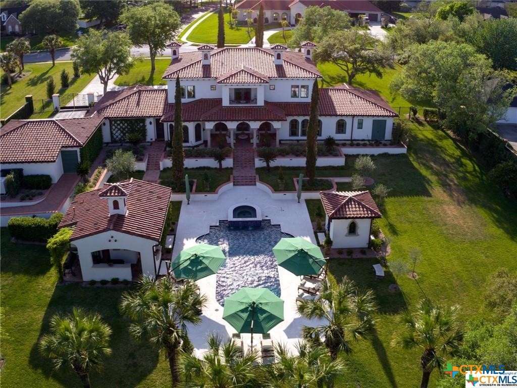 Victoria, Texas, 77904, United States, 5 Bedrooms Bedrooms, ,8 BathroomsBathrooms,Residential,Active,1912815