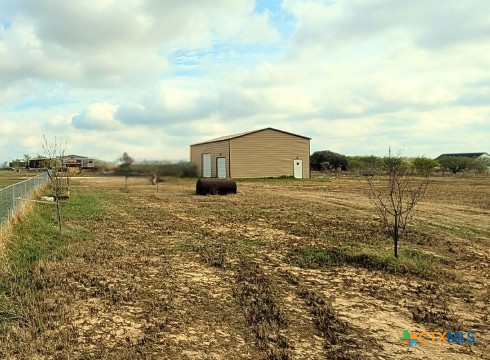 2072 County Road 421