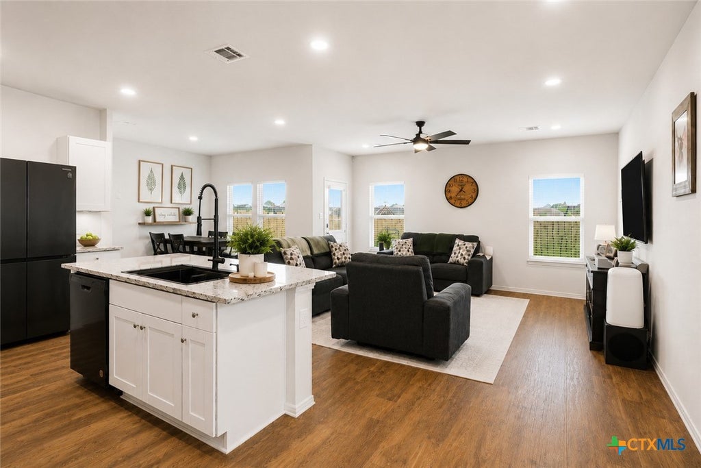 Photo of 446 Orion Drive, New Braunfels, TX 78130 (MLS # 612905)