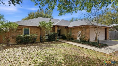 Photo of 753 Belmont Drive, New Braunfels, TX 78130 (MLS # 607393)