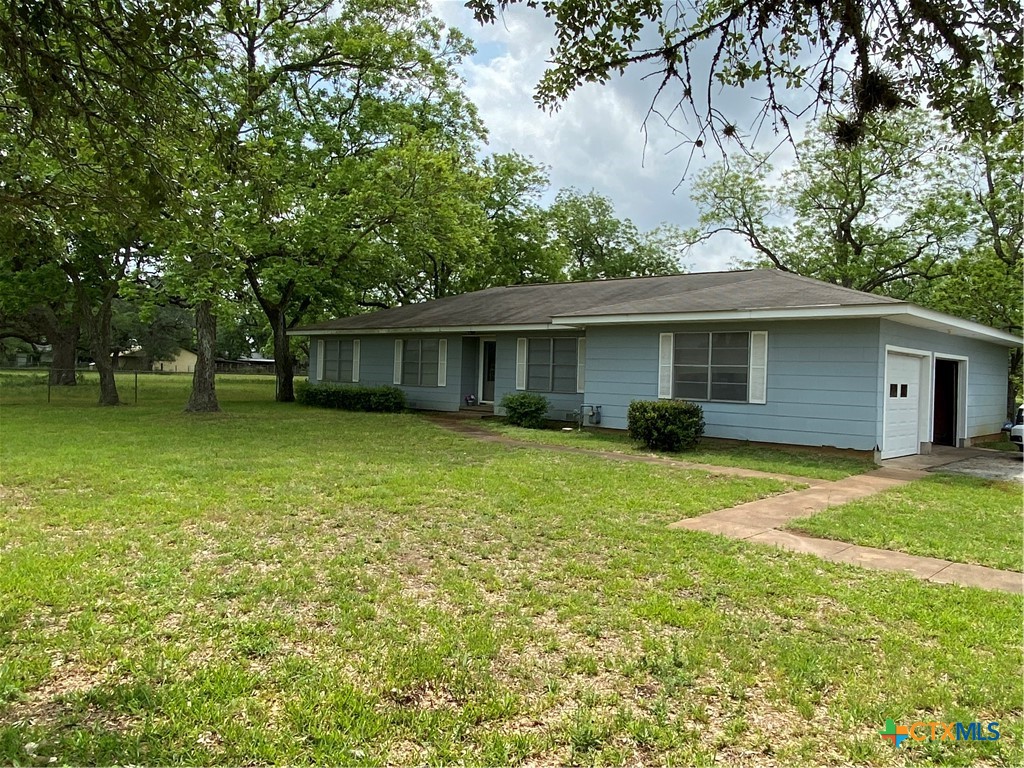 589 BLUEBONNET Lane