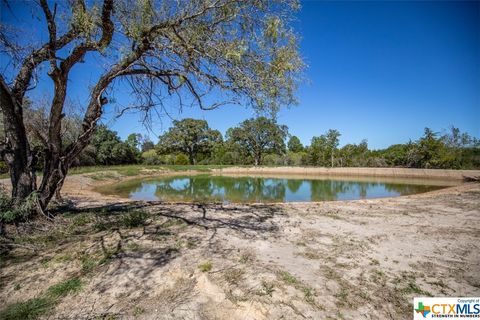 A home in Hallettsville