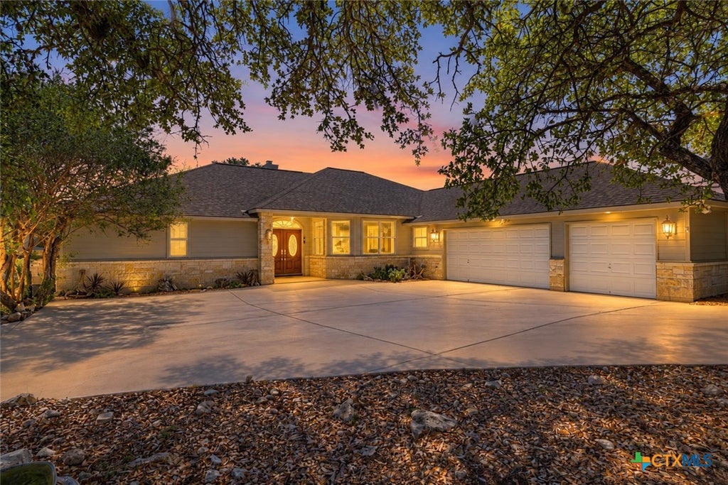Photo of 1000 B.a.m.c. Drive, Canyon Lake, TX 78133 (MLS # 610011)
