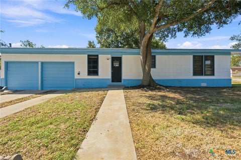Photo of 312 S Wilson Avenue, Giddings, TX 78942 (MLS # 624969)