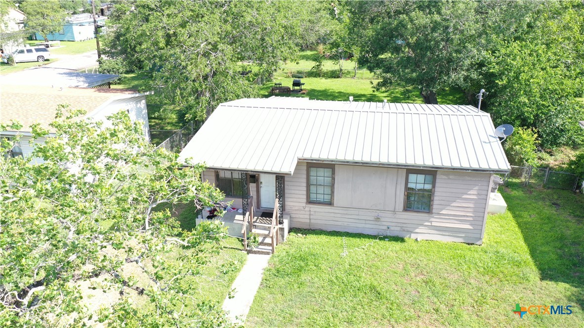1104 Taylor Avenue