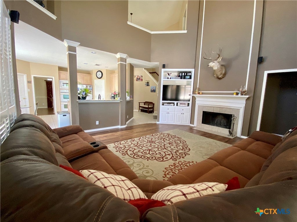 Photo of 256 Las Brisas Boulevard, Seguin, TX 78155 (MLS # 595436)