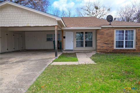 Photo of 118 N 26th Street, Gatesville, TX 76528 (MLS # 602917)