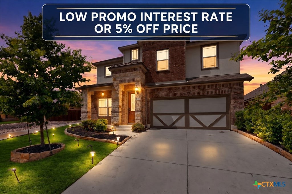 Photo of 1239 Loma Ranch, New Braunfels, TX 78132 (MLS # 623934)