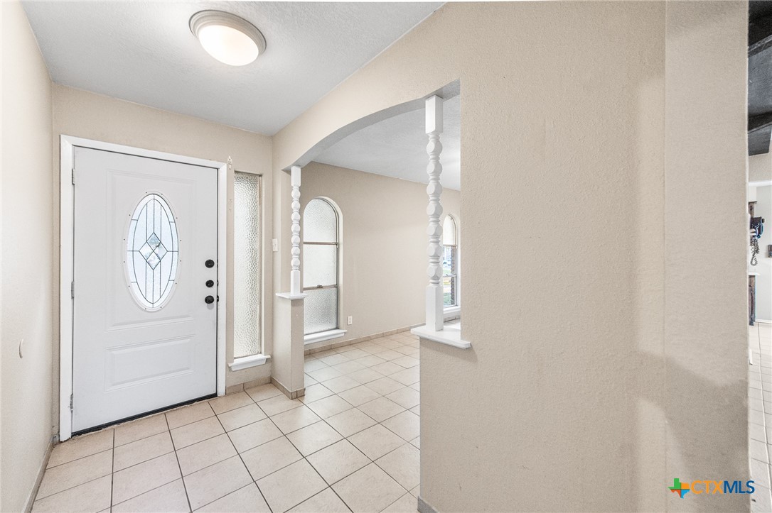 5523 King Richard Street