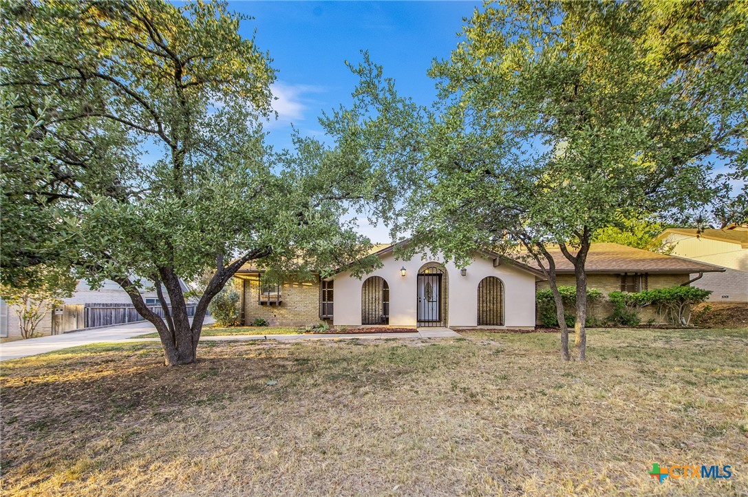 5523 King Richard Street