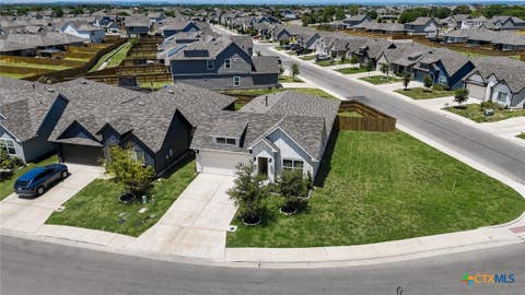 Photo of 433 Deborah Drive, New Braunfels, TX 78130 (MLS # 623330)