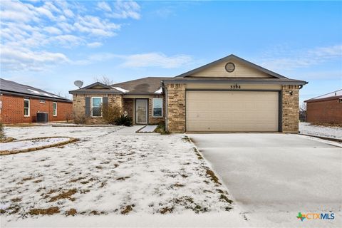 Photo of 3208 Viewcrest Drive, Killeen, TX 76549 (MLS # 603002)