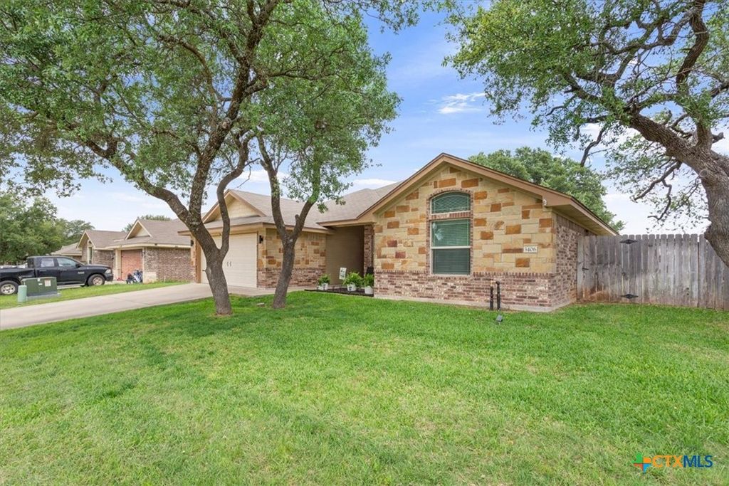 Photo of 3406 Doss Street, Copperas Cove, TX 76522 (MLS # 609876)