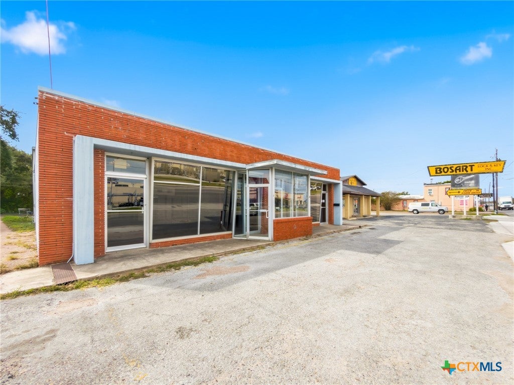 805 E Rio Grande Street
