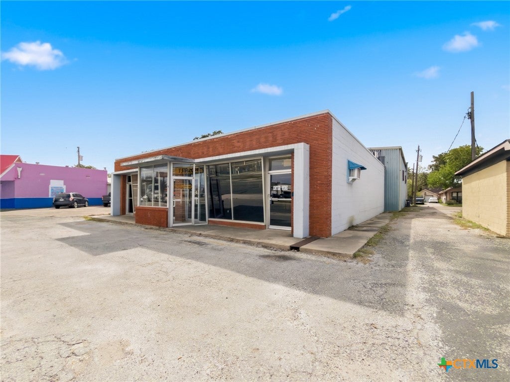 805 E Rio Grande Street