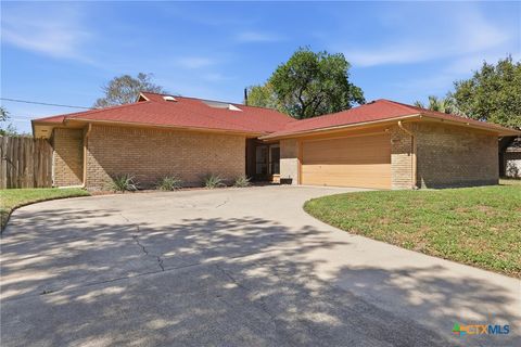118 Santa Fe Victoria TX 77904