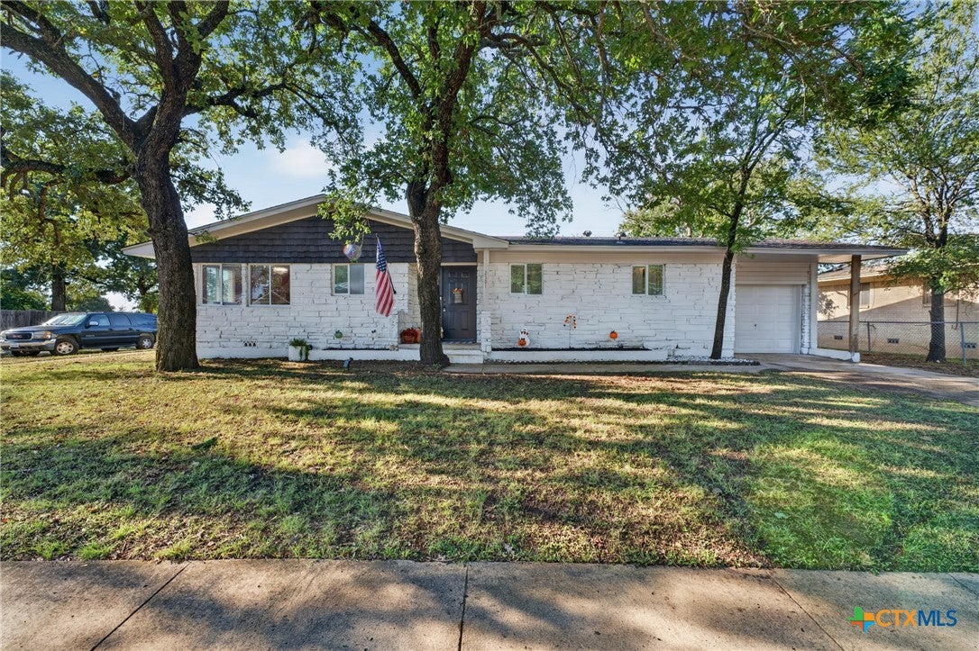 2501 Post Oak Avenue