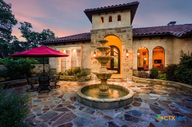 464 Paradise Hills