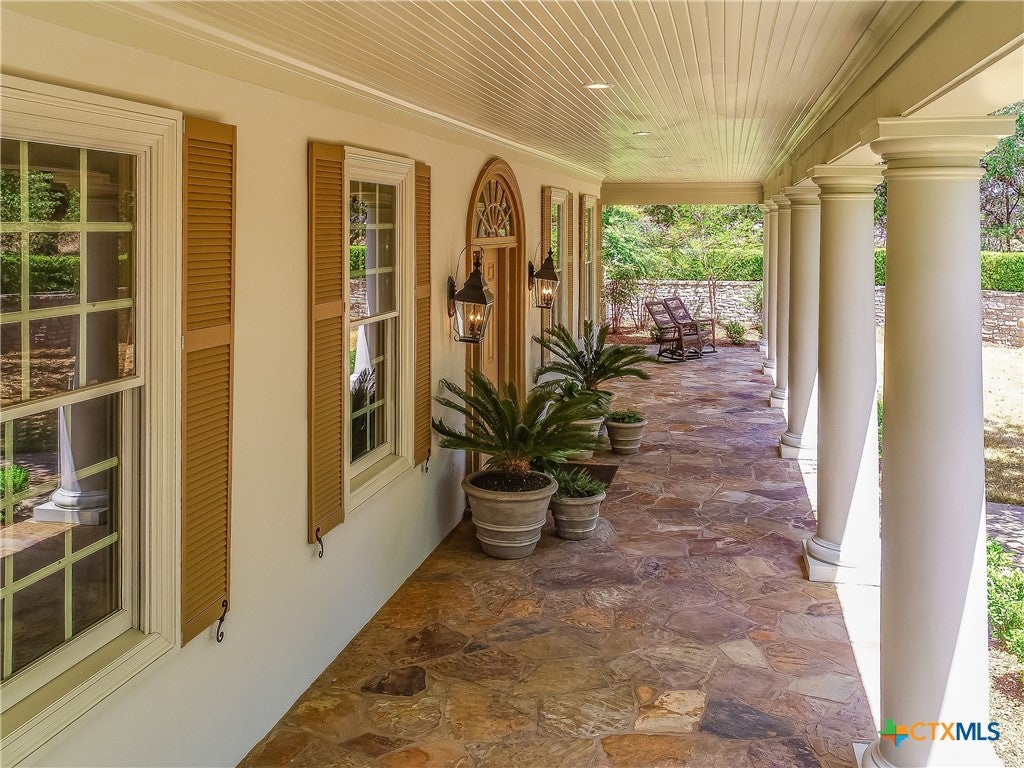 914 Moonlight Drive