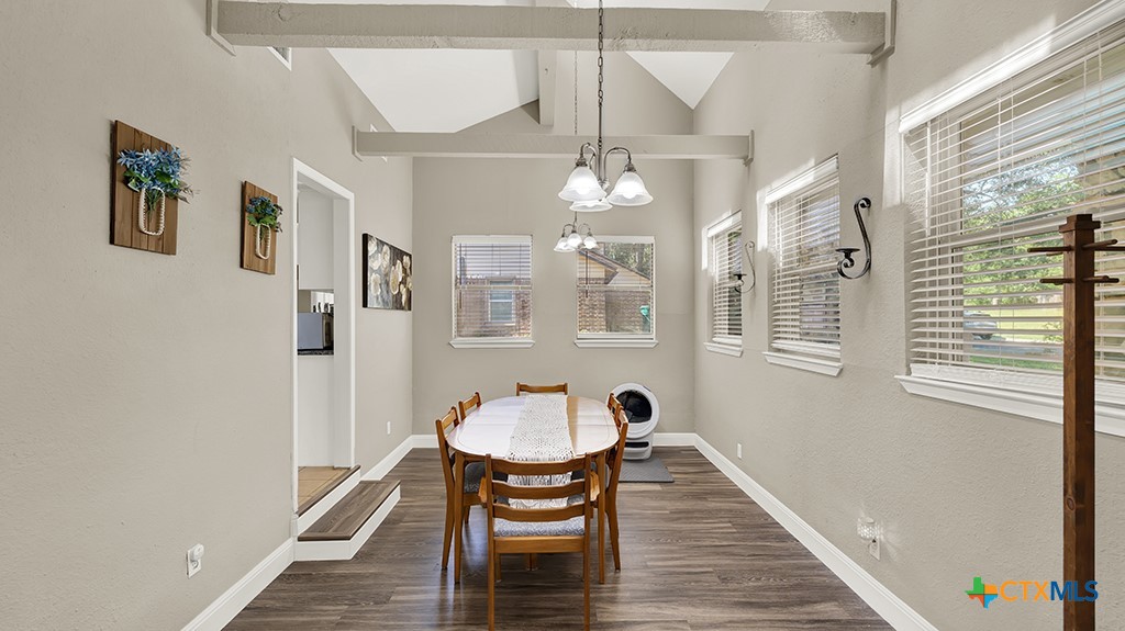 801 Cedar Oaks Lane