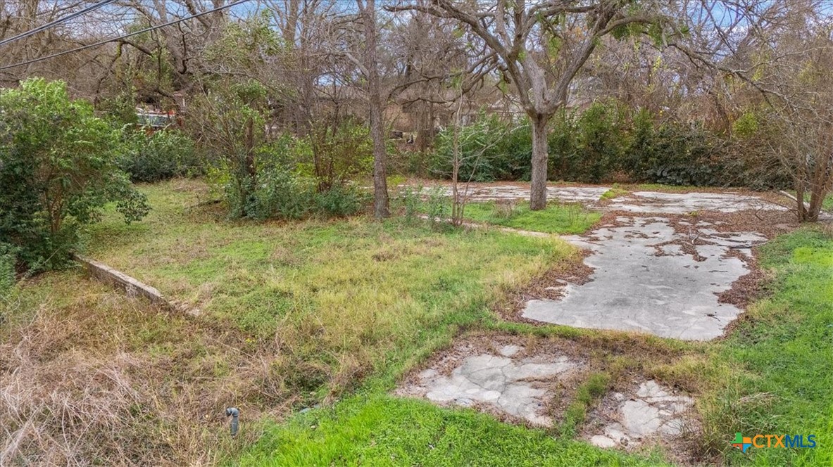 3318 Bob White Lane