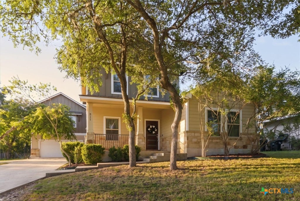 Photo of 511 Franklin Drive, San Marcos, TX 78666 (MLS # 619770)