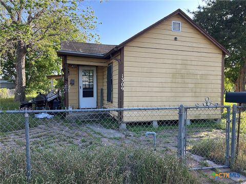 1309 Harry Street, Victoria, TX 77901 - MLS#: 577093