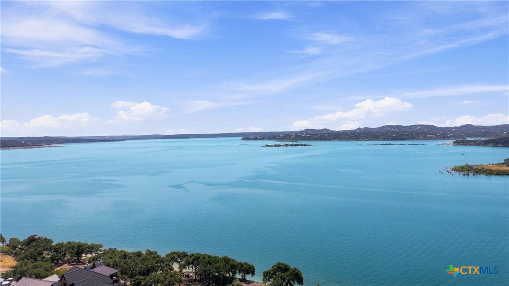 Photo of 174 Edge Hill Drive, Canyon Lake, TX 78133 (MLS # 624234)