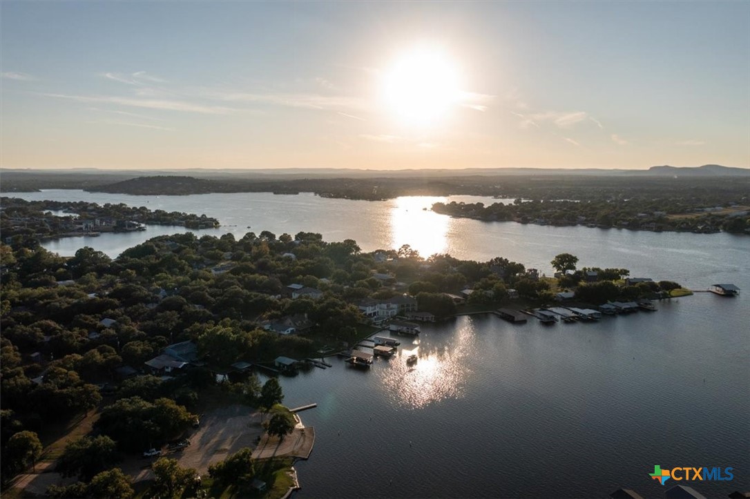 301 W Briarway Drive