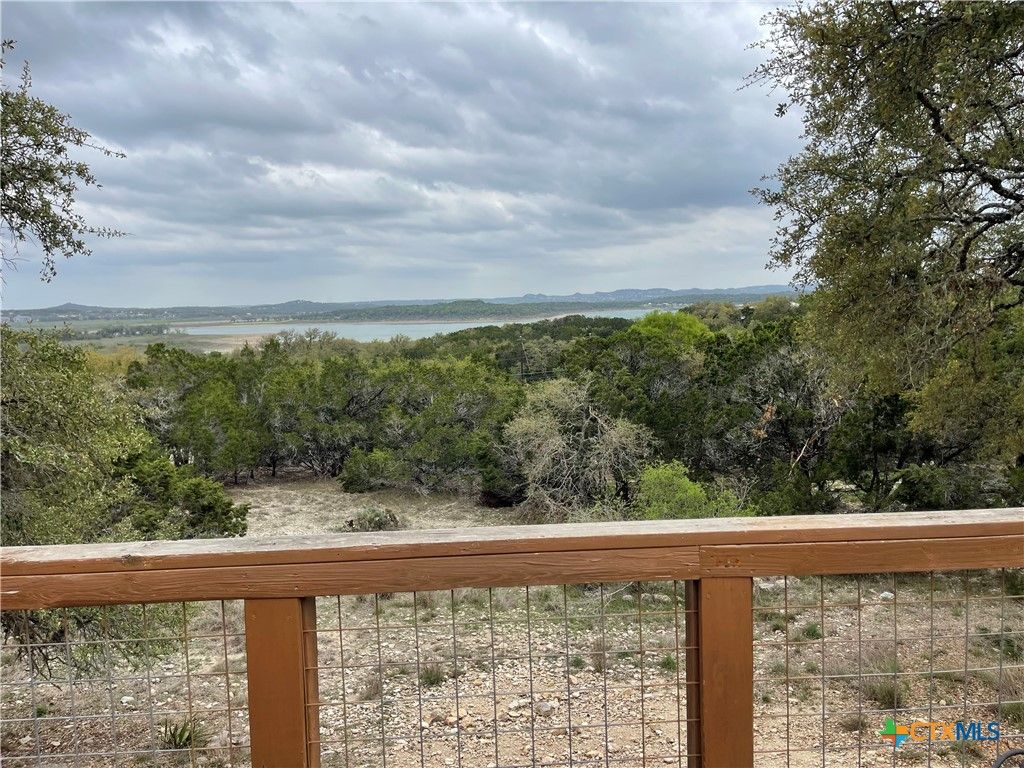 Photo of 1221 Hallmark, Canyon Lake, TX 78133 (MLS # 605459)