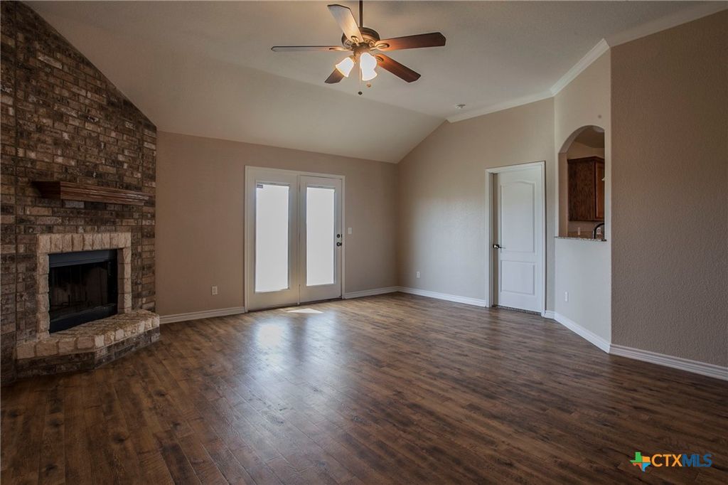 Photo of 3710 Dewitt County Court, Killeen, TX 76549 (MLS # 609918)