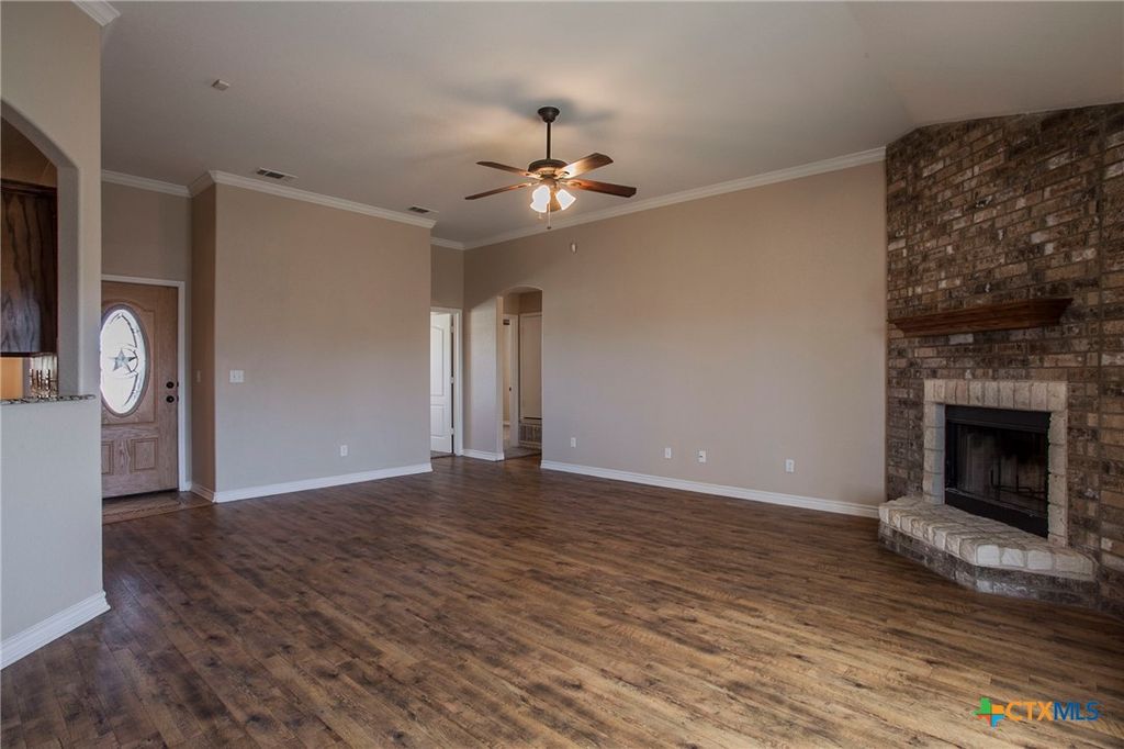 Photo of 3710 Dewitt County Court, Killeen, TX 76549 (MLS # 609918)