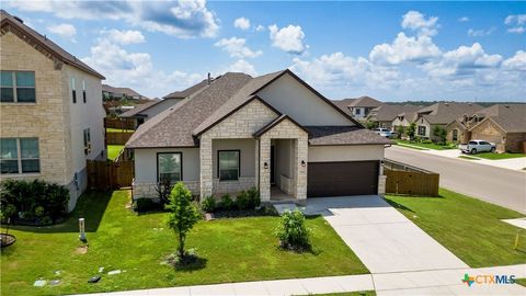 1606 Folk Victorian New Braunfels TX 78132