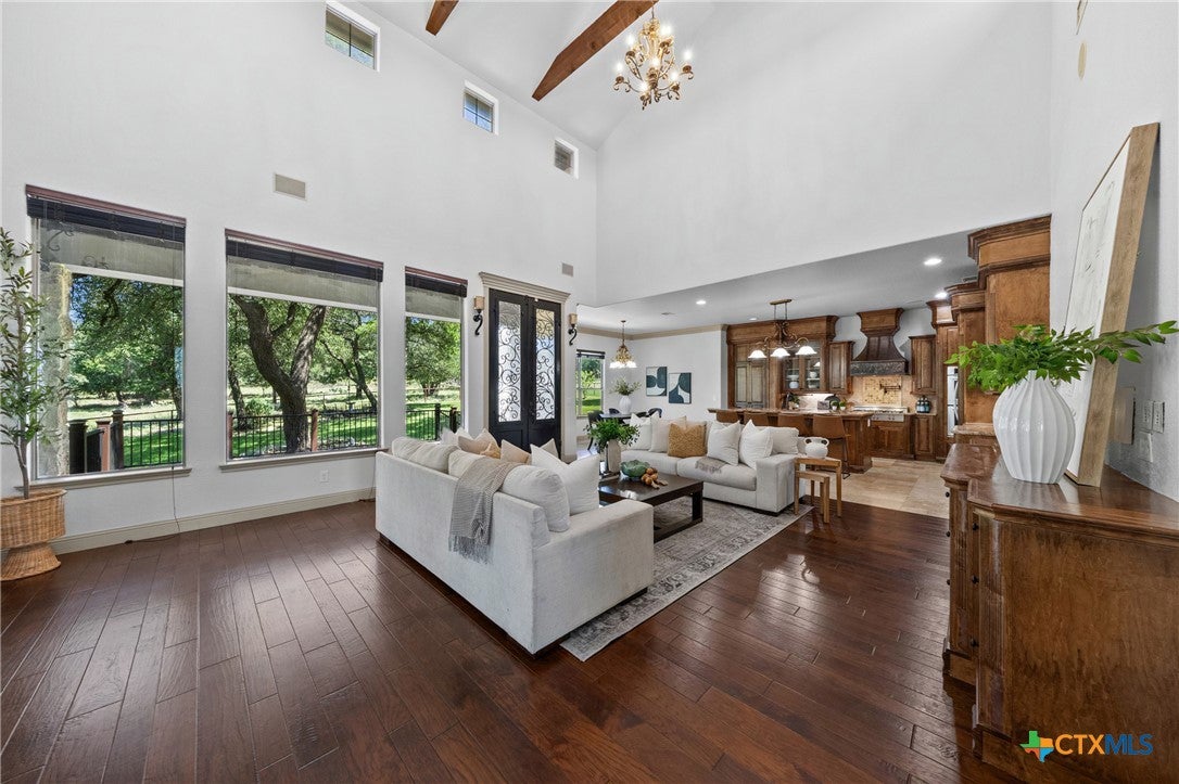 523 Messer Ranch Road
