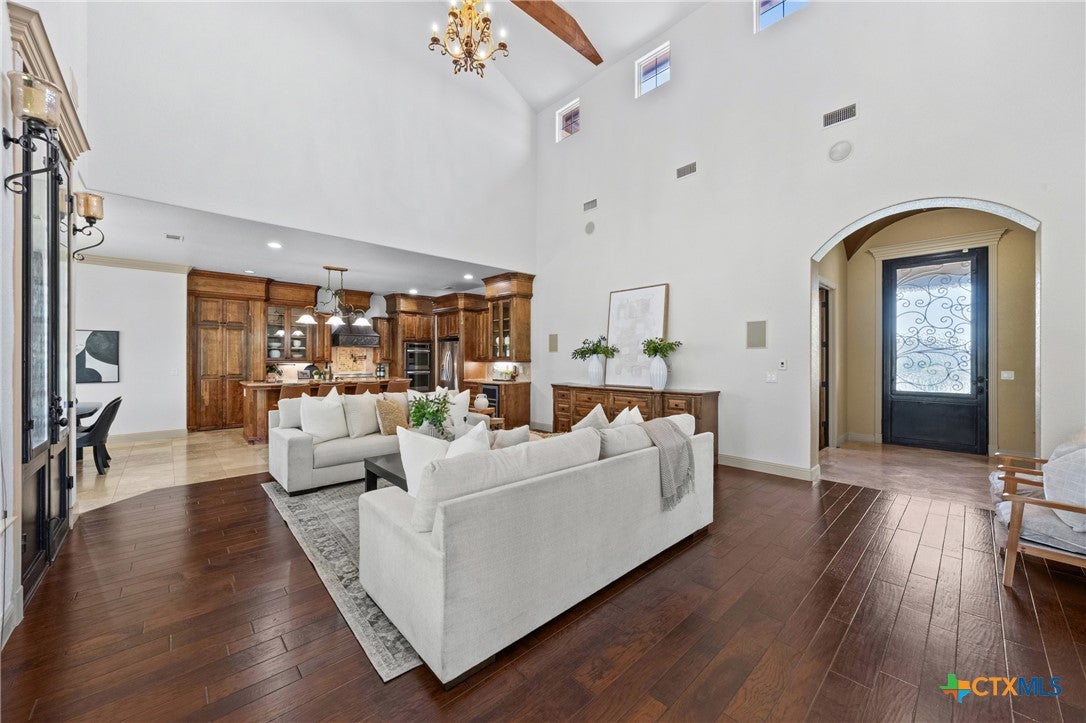 523 Messer Ranch Road