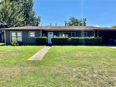 1901 E Polk Avenue Victoria TX 77901