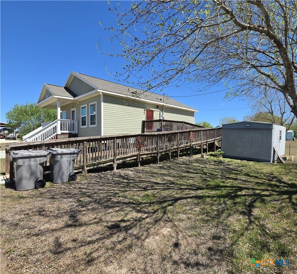 Photo of 501 S 13th Street, Seadrift, TX 77983 (MLS # 617433)